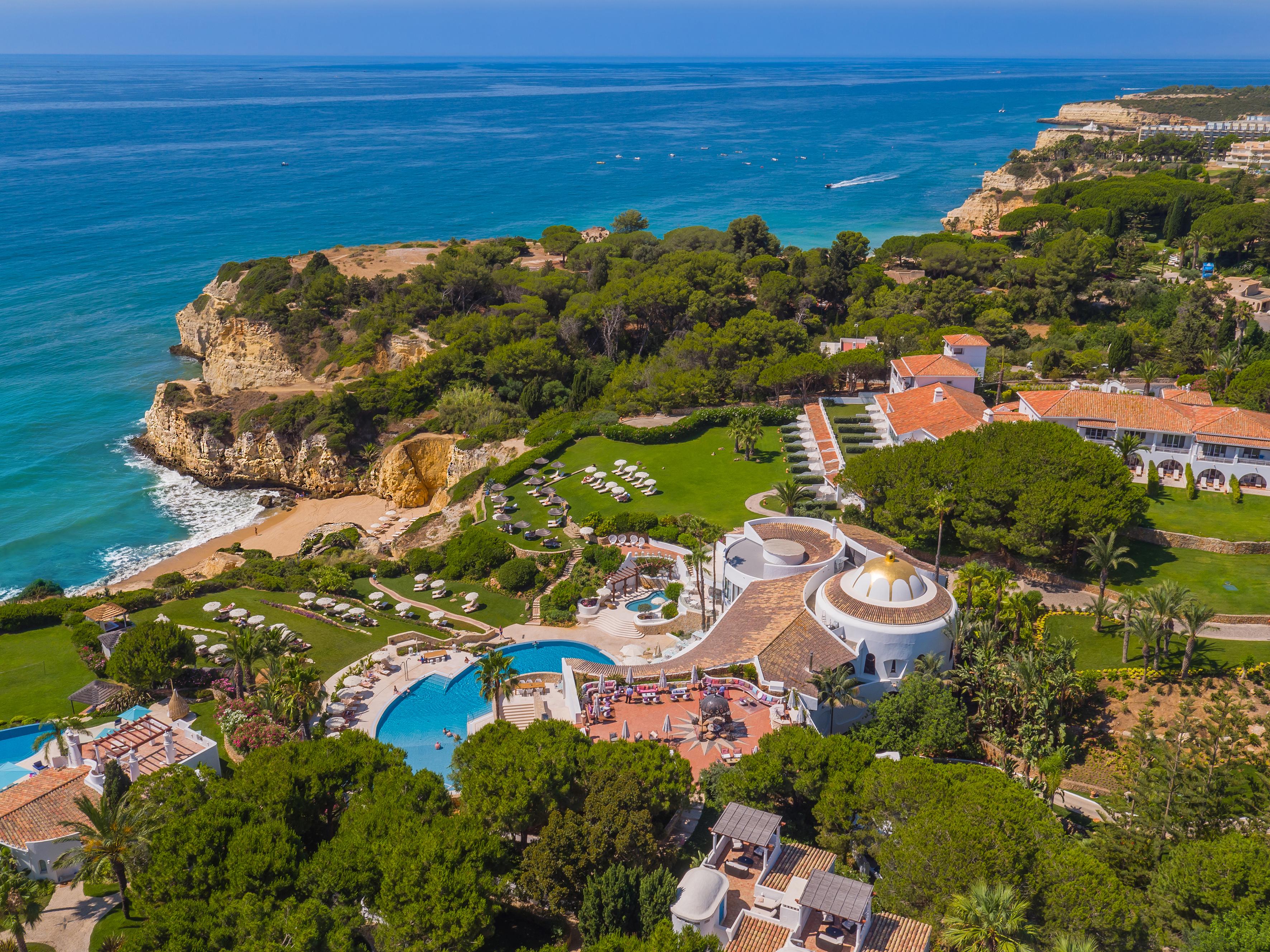 Vila Vita Parc Armação de Pêra Екстериор снимка Aerial view of the resort