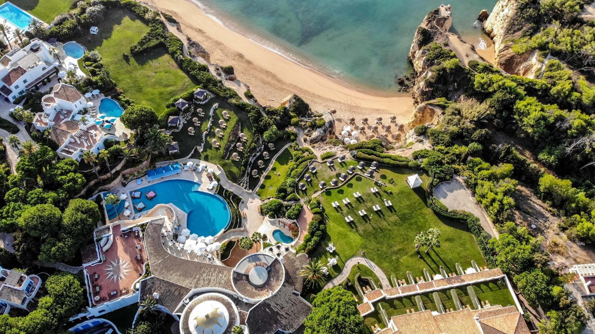 Vila Vita Parc Armação de Pêra Екстериор снимка Aerial view of the hotel